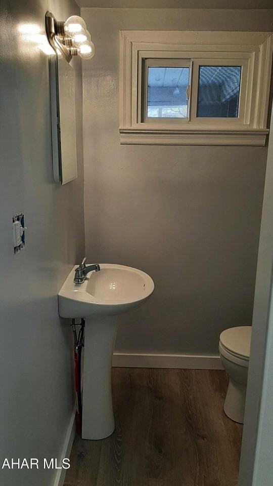 314 Pennsylvania Avenue - Photo 2 of 15