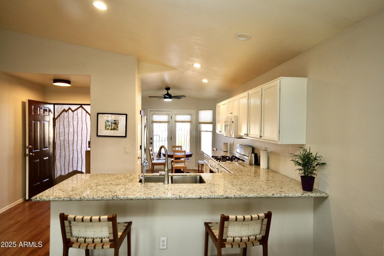 1373 East Cherry Hills Drive - Photo 7 of 20