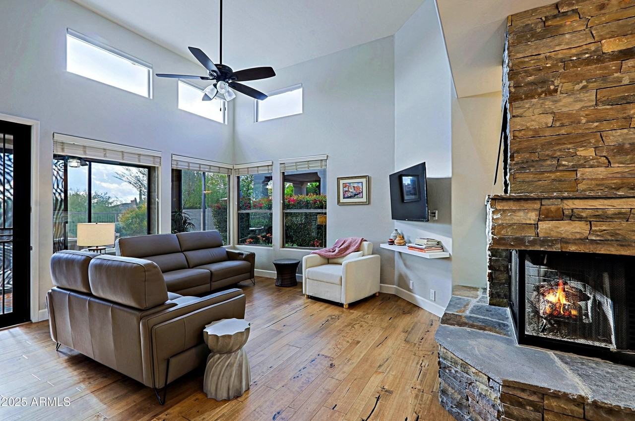 6939 East Bramble Berry Lane - Photo 4 of 50