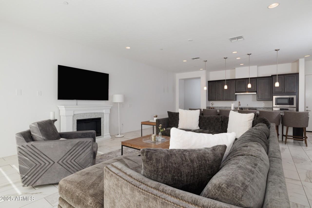 7349 East Vista Bonita Drive - Photo 5 of 35