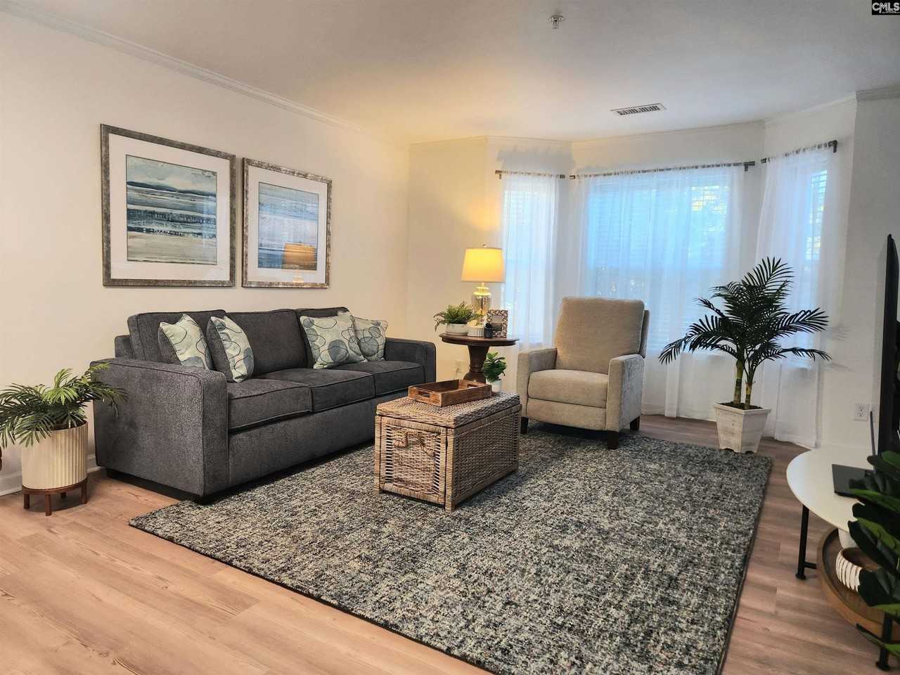 900 Taylor St - Photo 2 of 26