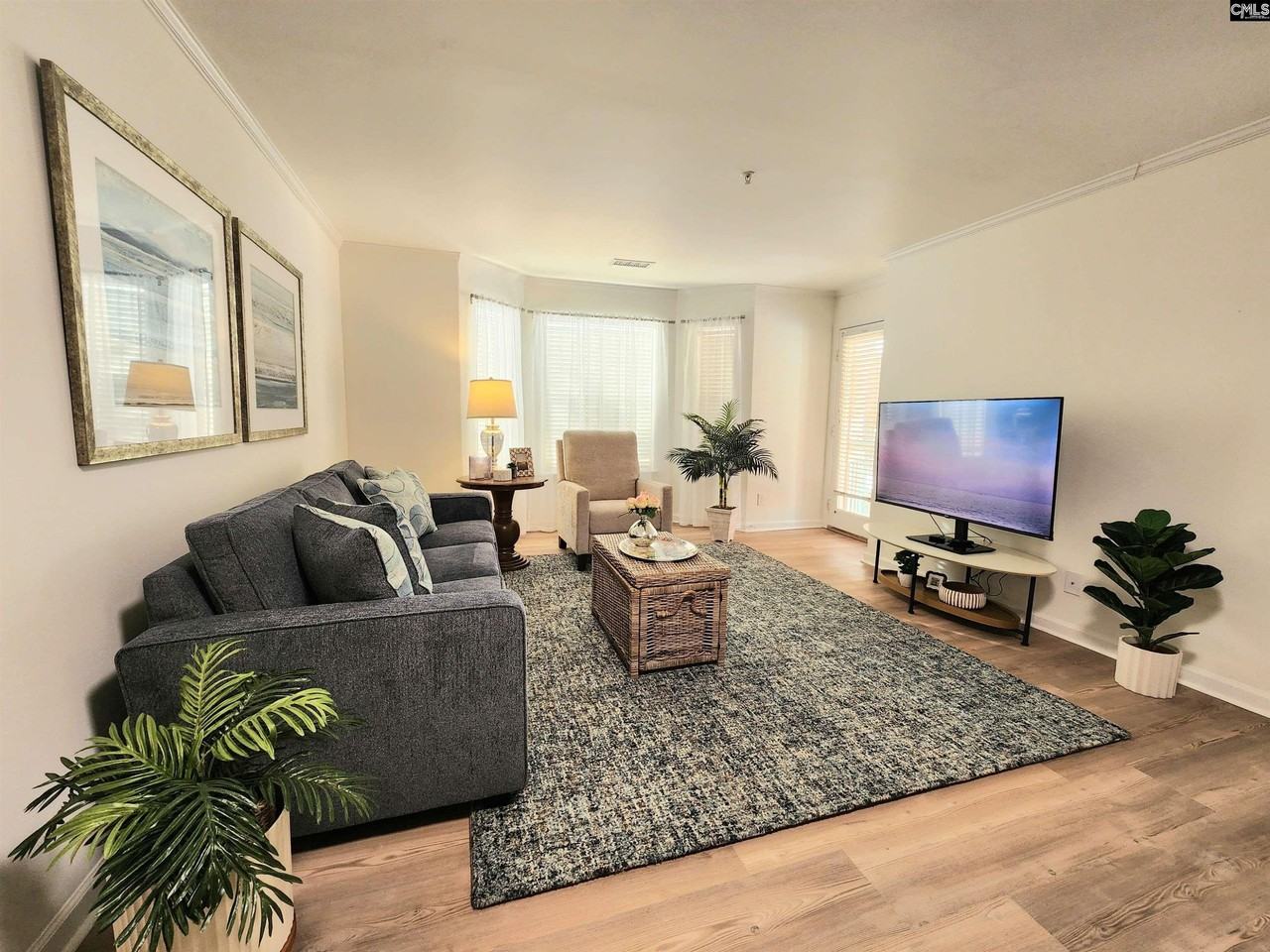 900 Taylor St - Photo 3 of 26