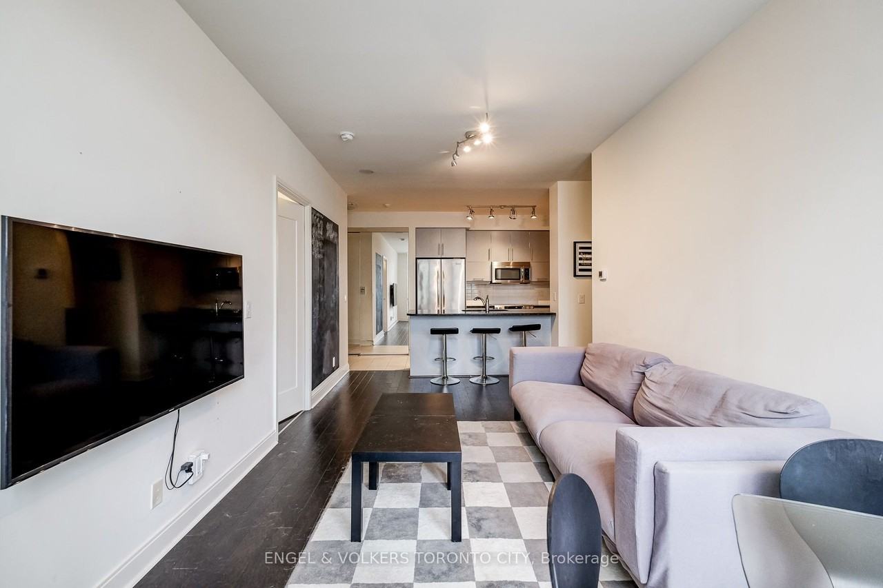 825 Church Street - Photo 3 of 19