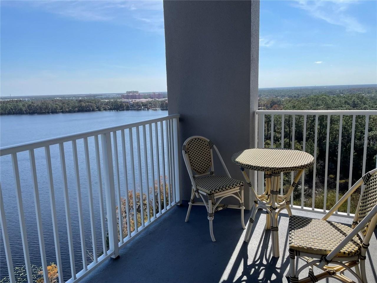 13427 Blue Heron Beach Dr - Photo 5 of 21