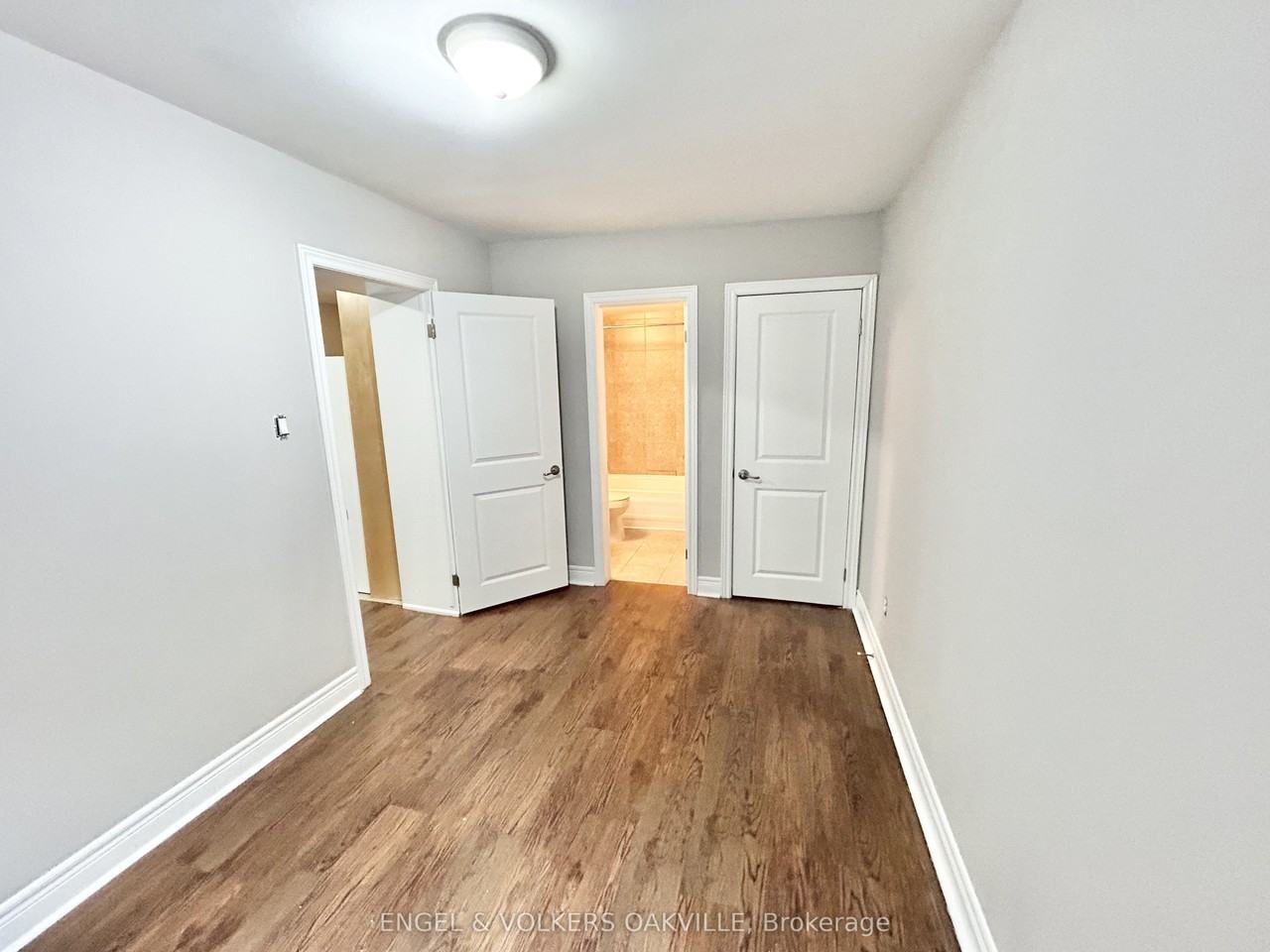 15 Thirty Third Street 110 - Photo 5 of 7