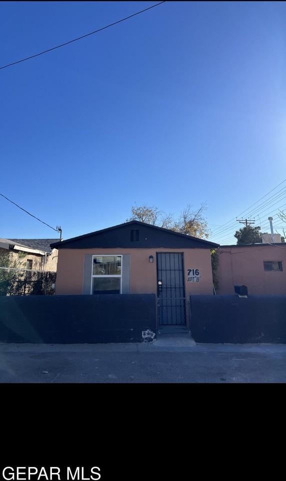 716 North Glenwood Street - Photo 2 of 16