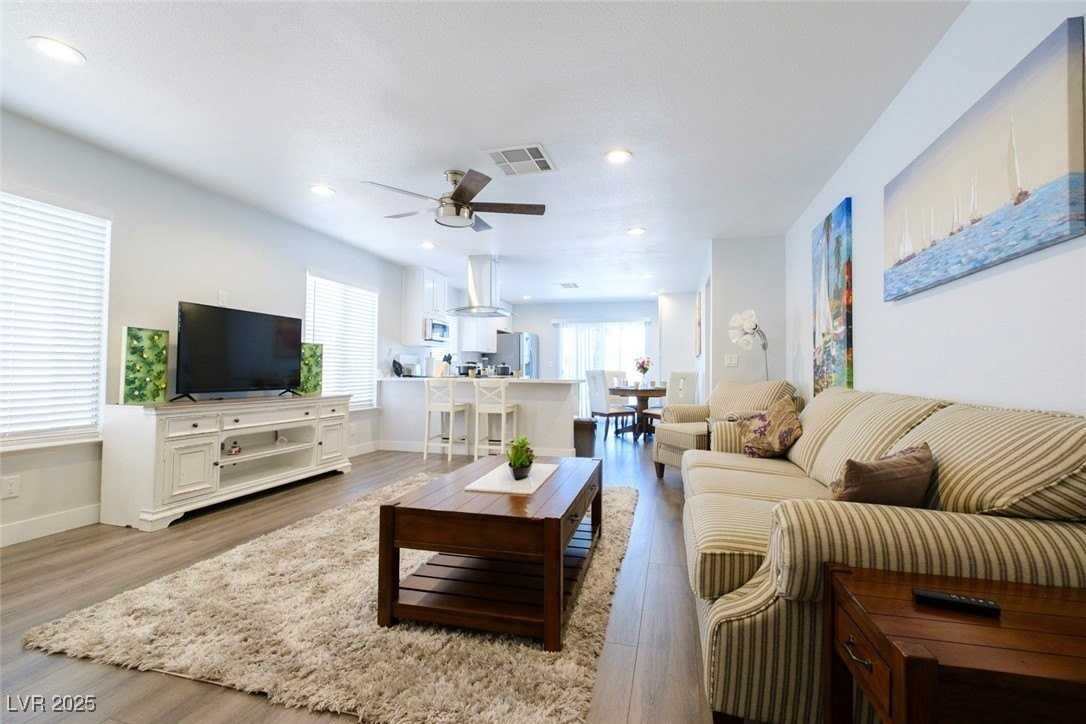 1725 Duarte Drive - Photo 2 of 33