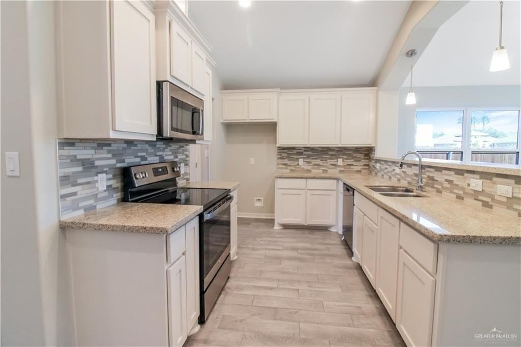 3912 N Rye Cir - Photo 2 of 12