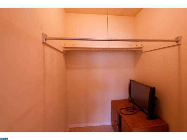 12 Florence Tollgate - Photo 2 of 25