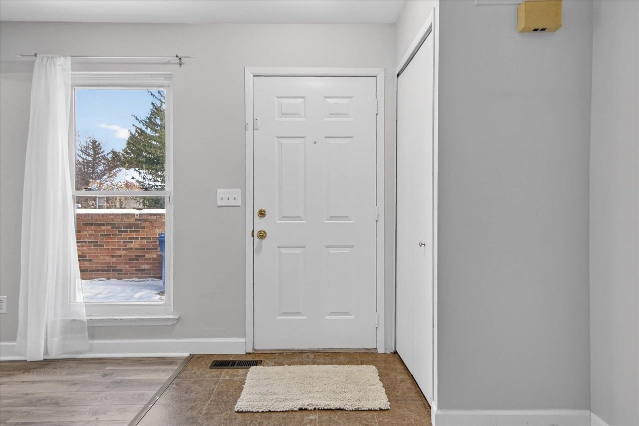 41070 Southwind Drive #92 - Photo 6 of 32