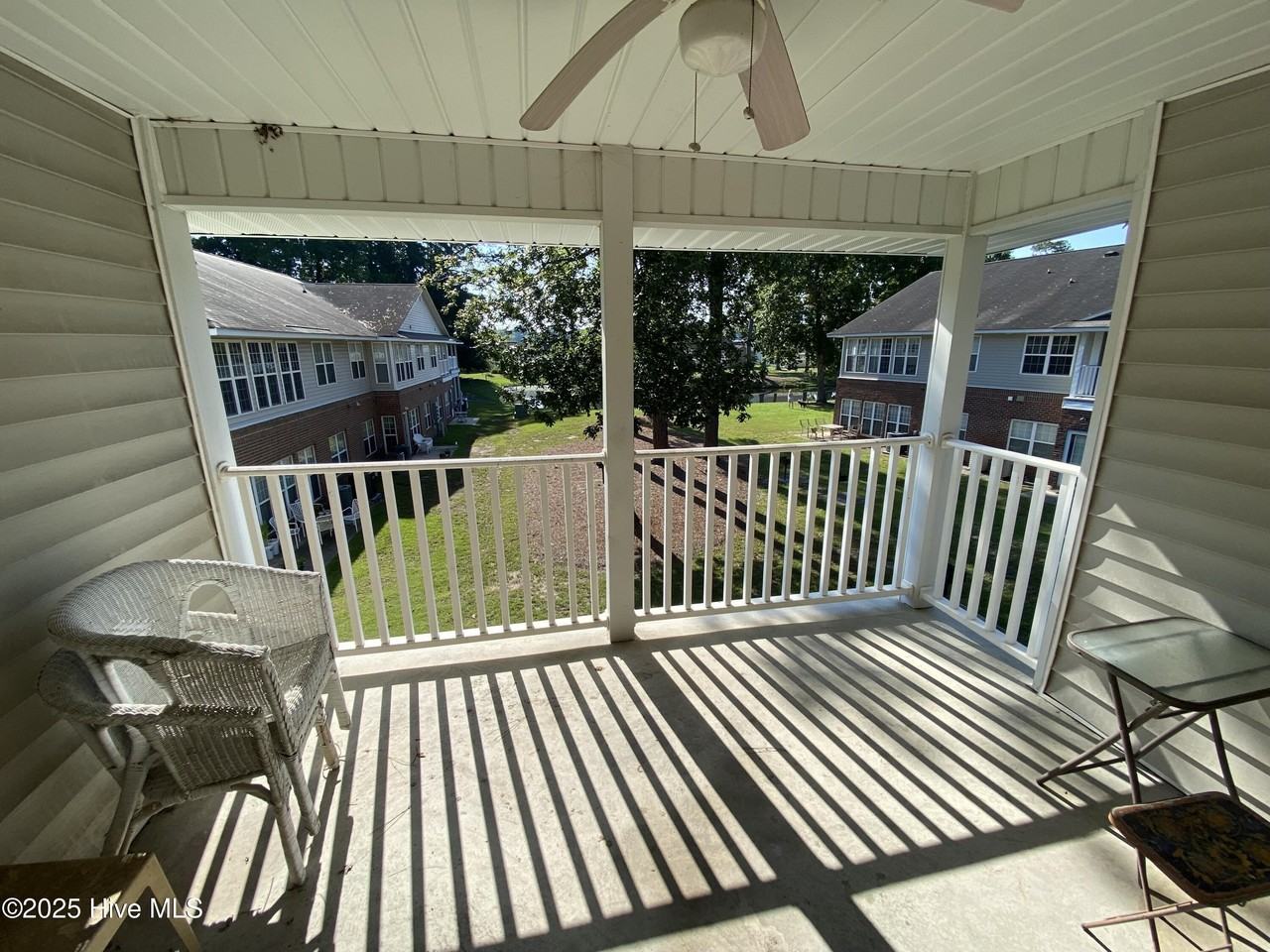 2227 Locksley Woods Drive #G - Photo 4 of 17