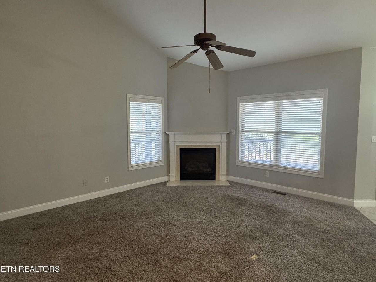 319 Okeema Way - Photo 3 of 15