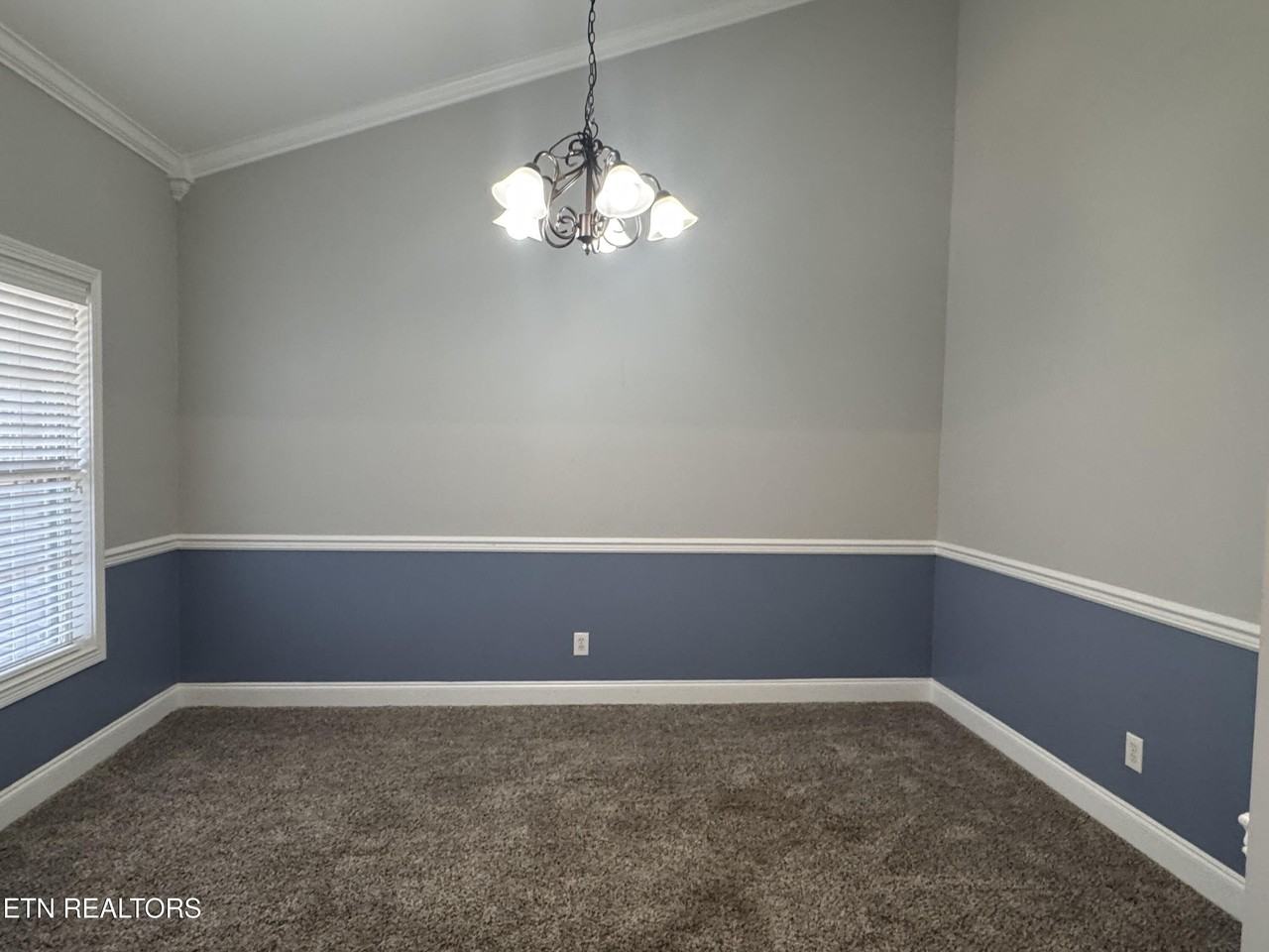 319 Okeema Way - Photo 7 of 15