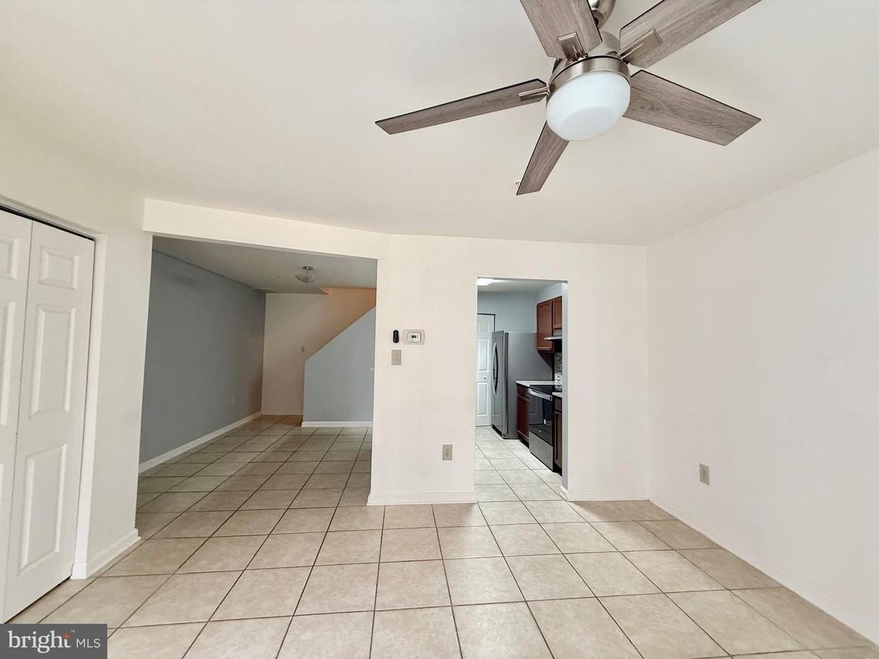 10128 Reprise Dr - Photo 2 of 25