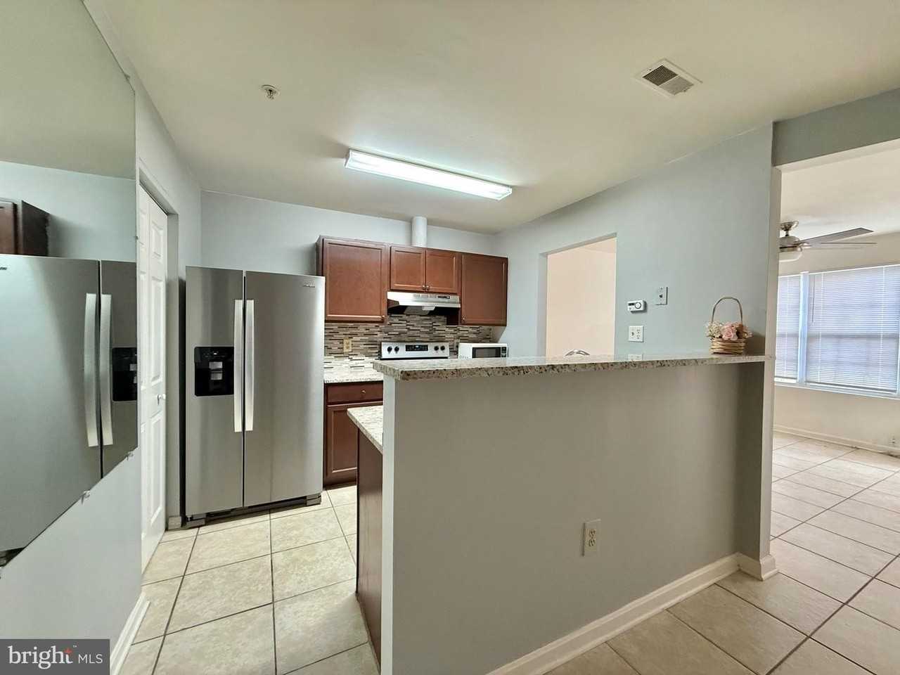 10128 Reprise Dr - Photo 6 of 25