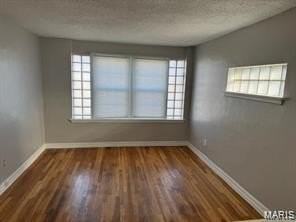 4934 Kemper Ave - Photo 2 of 16