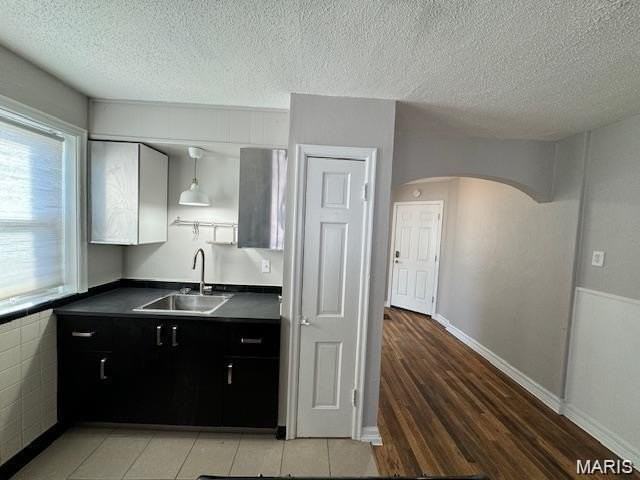 4934 Kemper Ave - Photo 3 of 16