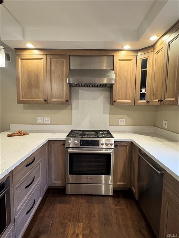 2248 East Chevy Chase Drive - Photo 5 of 8