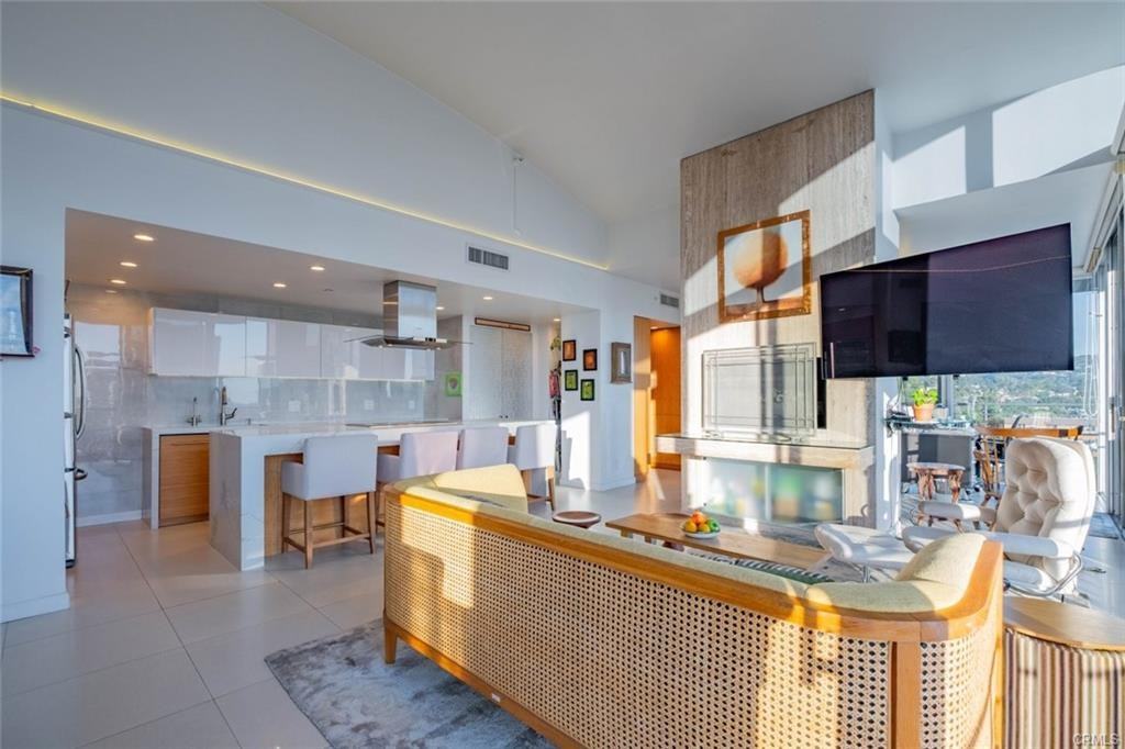 1155 N Brand Blvd - Photo 6 of 8