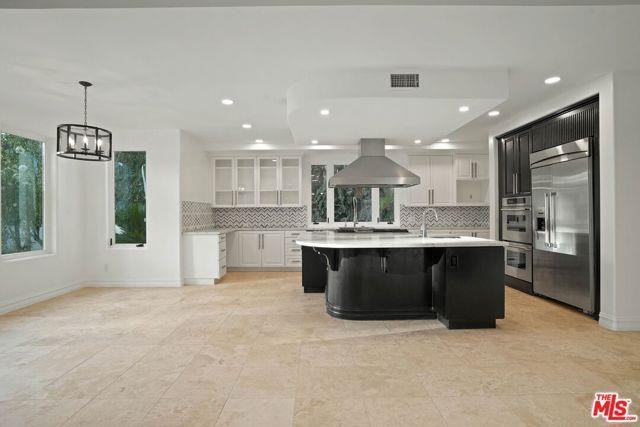 5309 Louise Ave - Photo 5 of 8