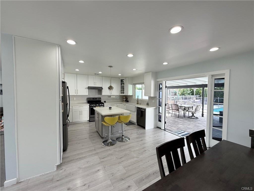 11243 Mclennan Avenue - Photo 2 of 8