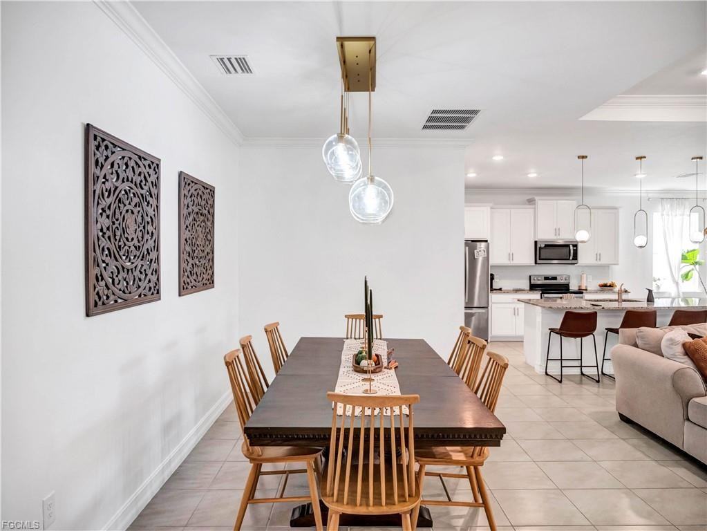 3242 Baravaldo Cir - Photo 5 of 8