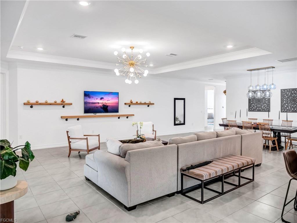 3242 Baravaldo Cir - Photo 6 of 8