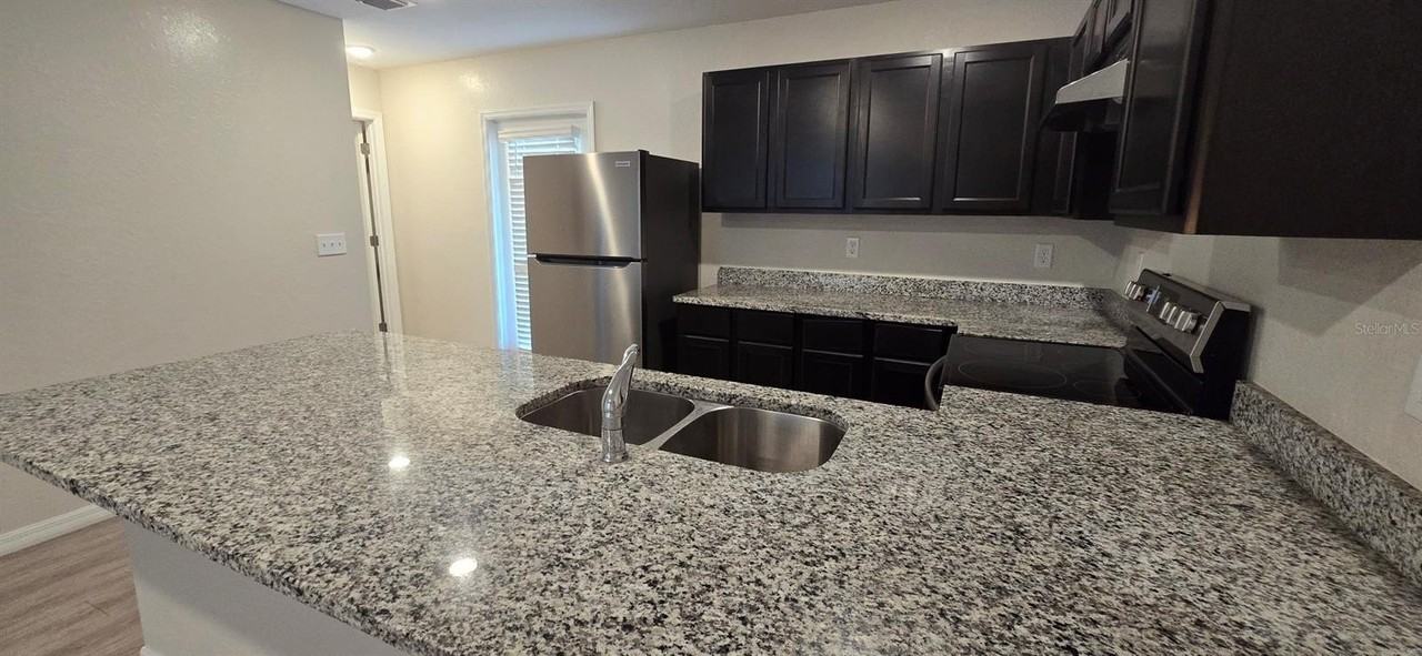 33 Poplar Road #1 - Photo 3 of 7