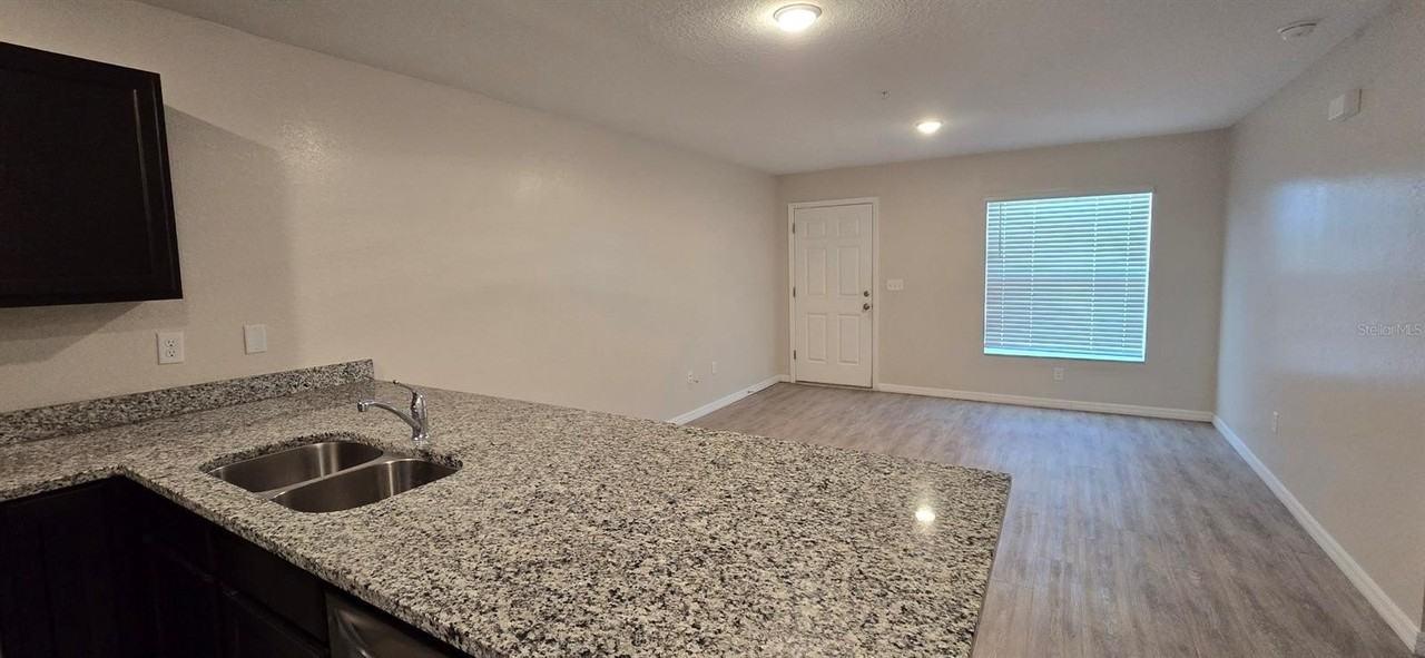 33 Poplar Road #1 - Photo 5 of 7