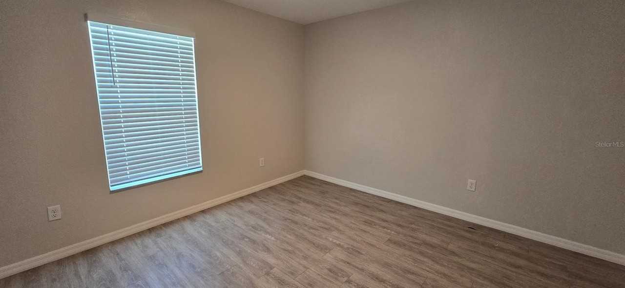 33 Poplar Road #1 - Photo 6 of 7