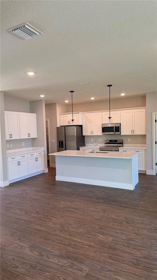 76 Boston Lane - Photo 3 of 15