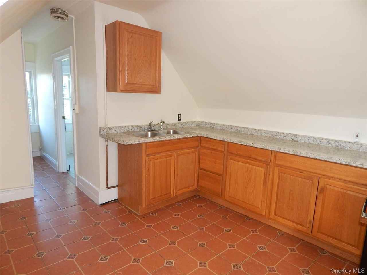 5 John St Apt 3rd #3rdFLPH - Photo 5 of 29