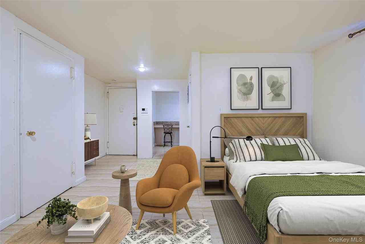 25 Burns St Apt 1a #1A - Photo 5 of 23