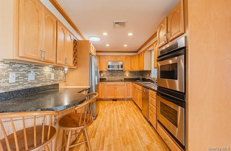 97 Ocean Avenue - Photo 5 of 15