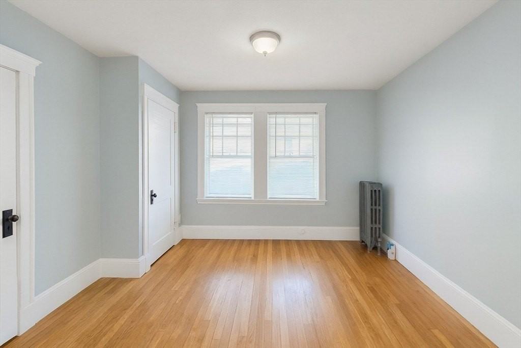 183 Willis Avenue #2 - Photo 5 of 10