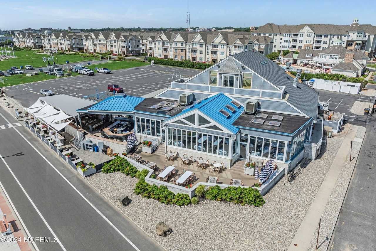 33 Cooper Avenue #215 - Photo 7 of 27