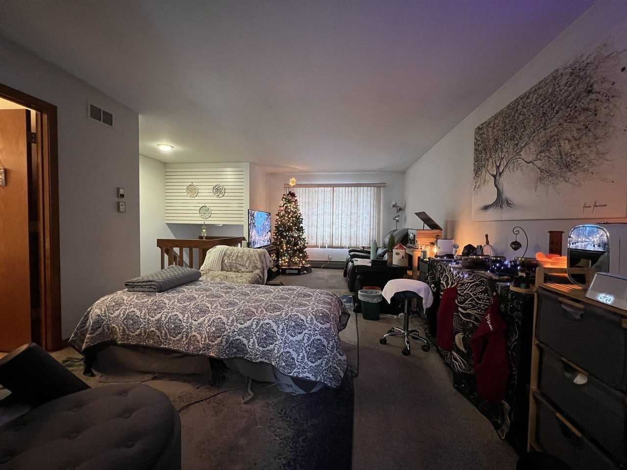 509 East Lake Avenue #B - Photo 3 of 18