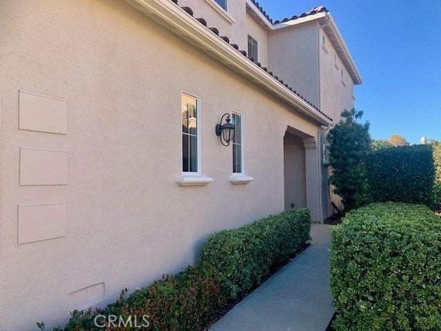 8822 Cuyamaca Street - Photo 5 of 38