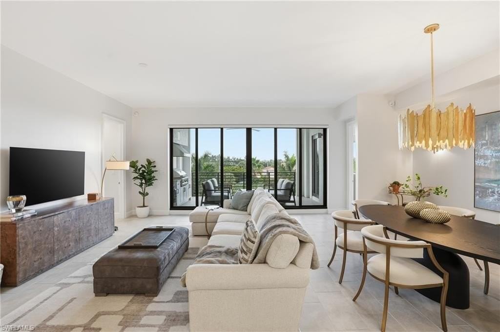 1125 Central Avenue #469