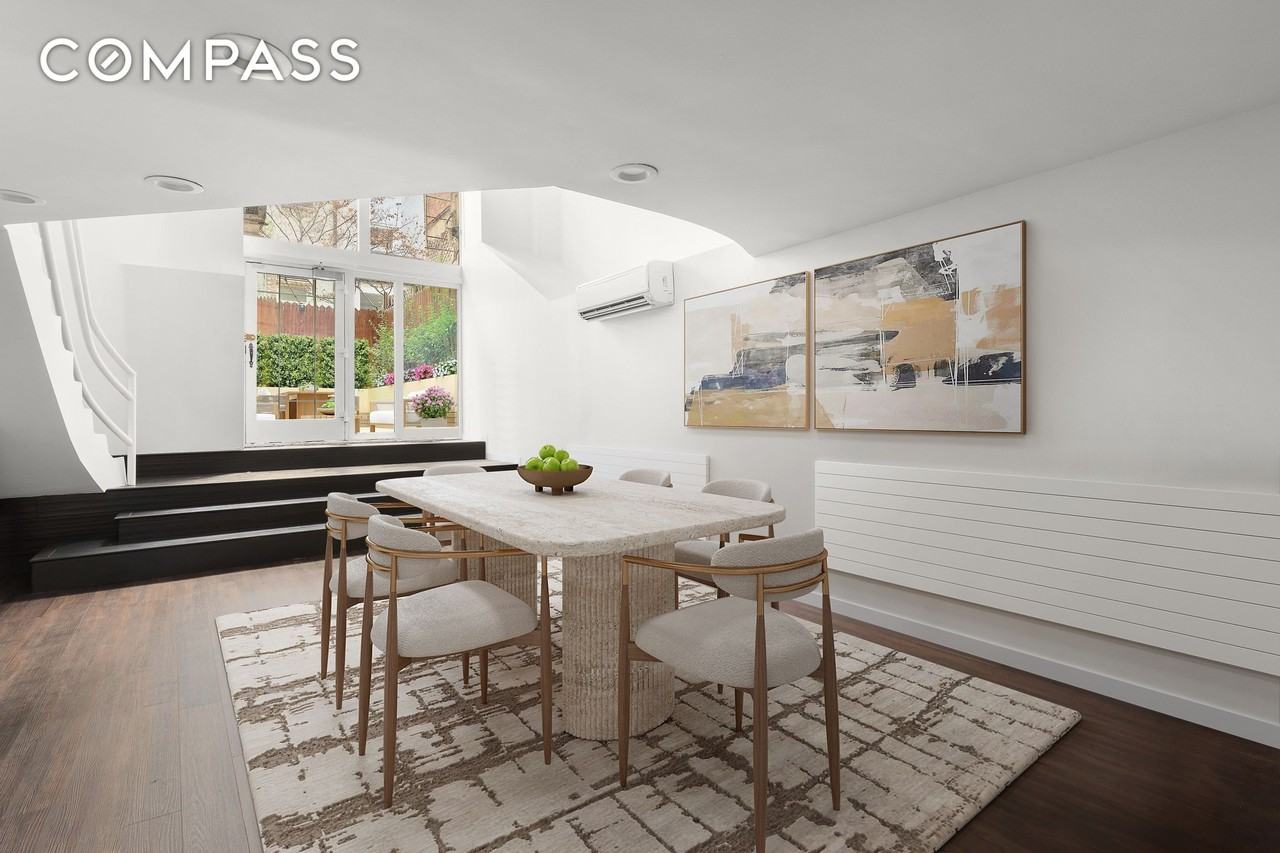 16 E 77th St - Photo 3 of 11