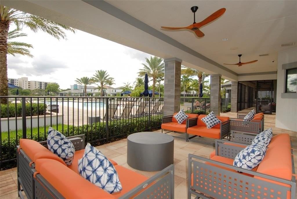 4628 Pinehurst Trl E - Photo 2 of 39