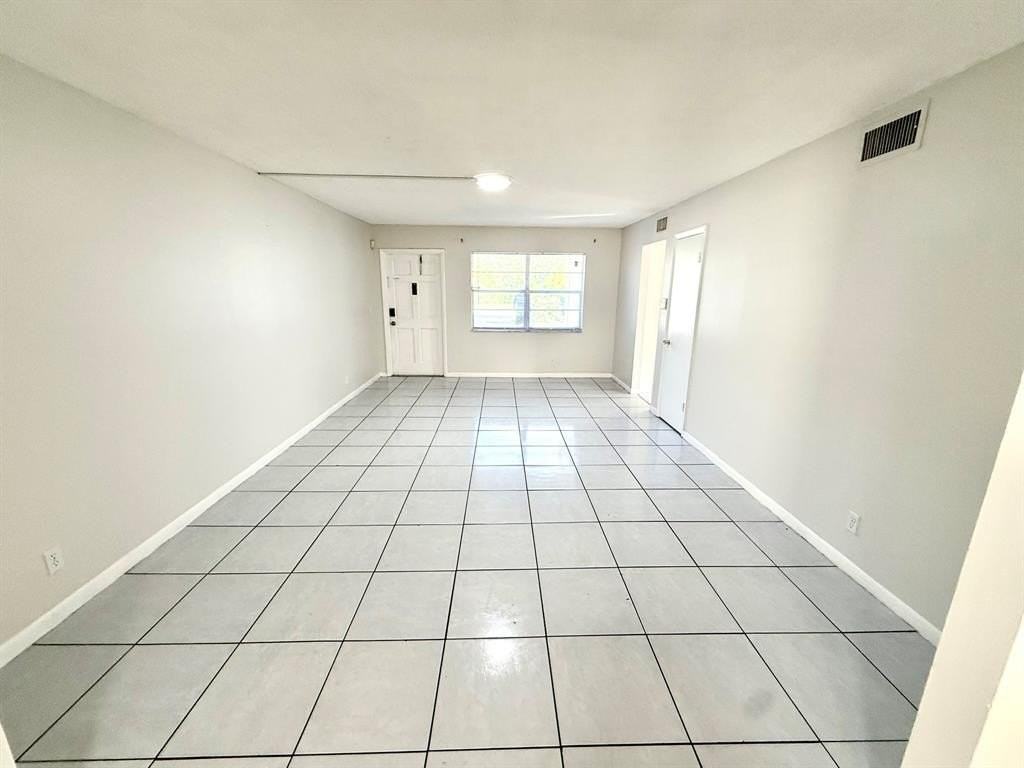 3880 Woodside Dr - Photo 7 of 23