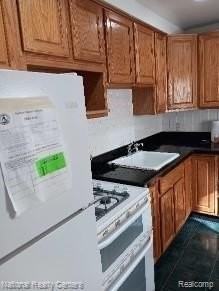 15828 Winston Avenue - Photo 7 of 13