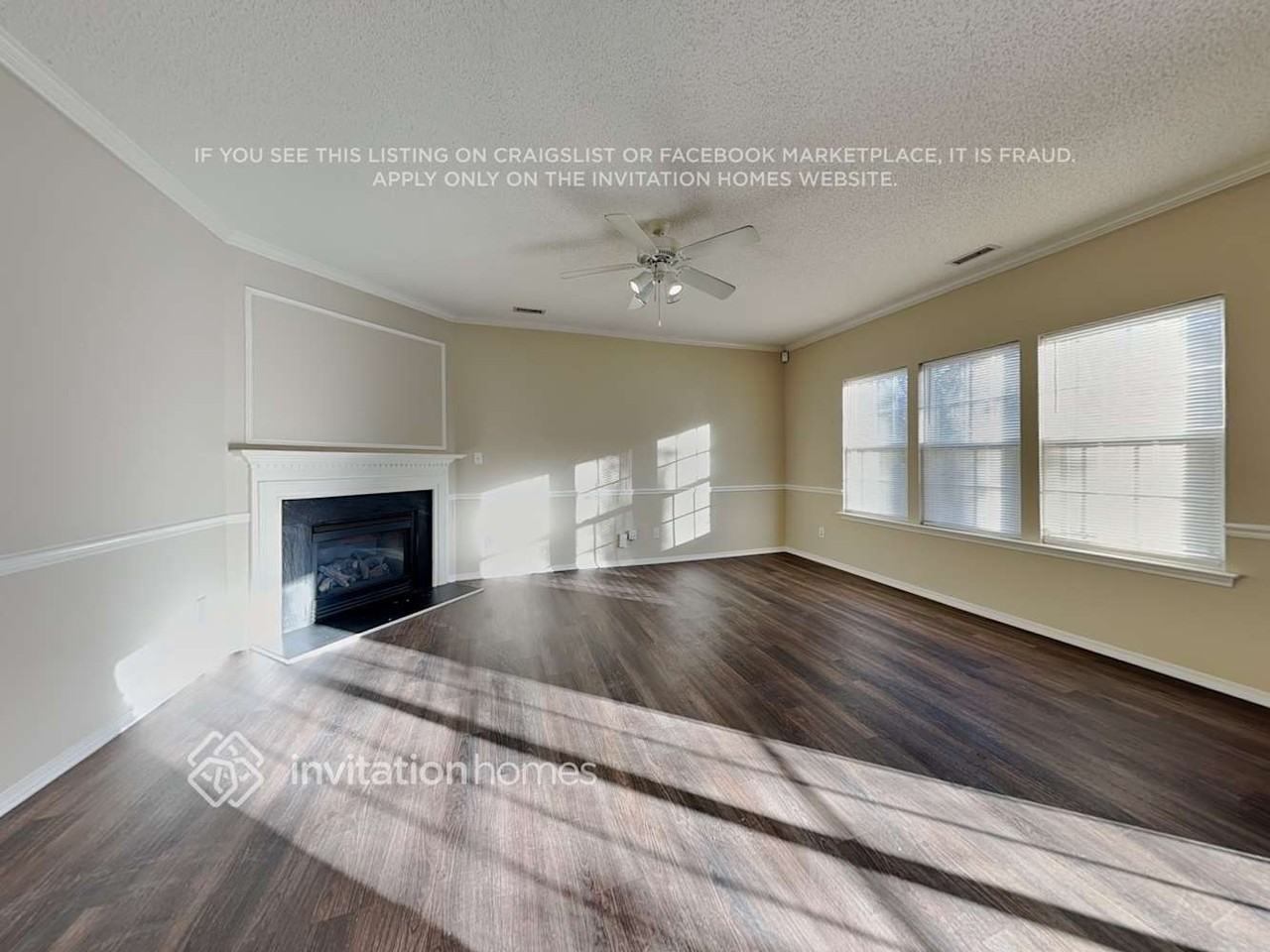 5324 Seaspray Ln - Photo 5 of 22