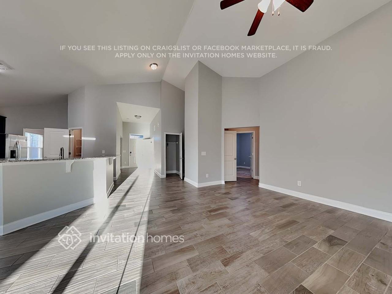 2813 Santiago Circle - Photo 3 of 20