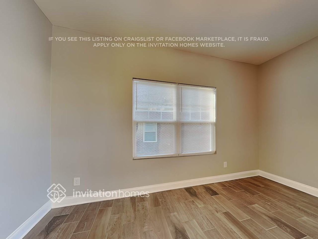 2813 Santiago Circle - Photo 7 of 20