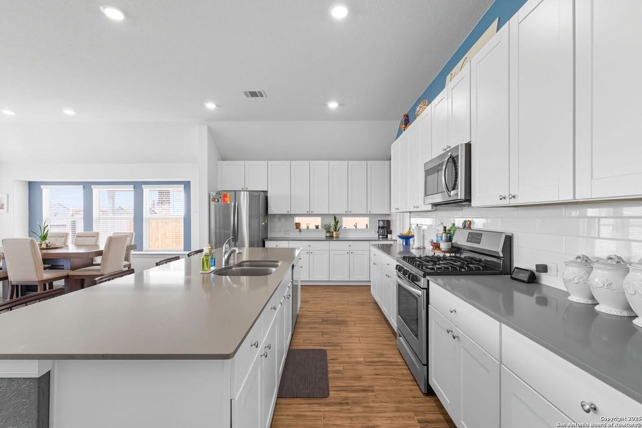 8950 Rancher Place - Photo 7 of 34