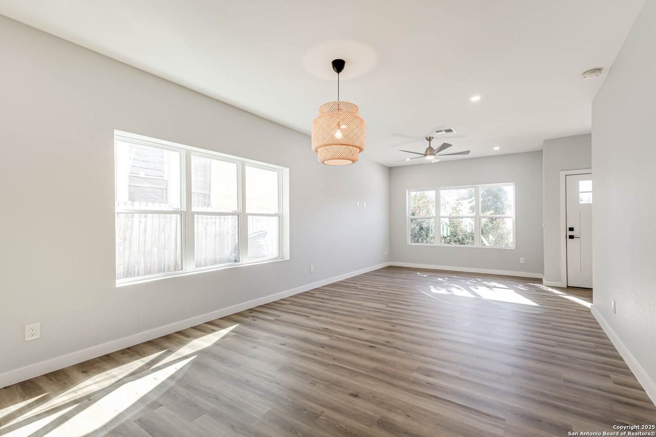 811 811 Nevada unit: # 2 #2 - Photo 6 of 26