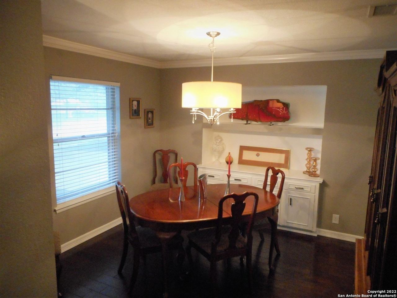 3715 Twisted Oaks Drive - Photo 5 of 17