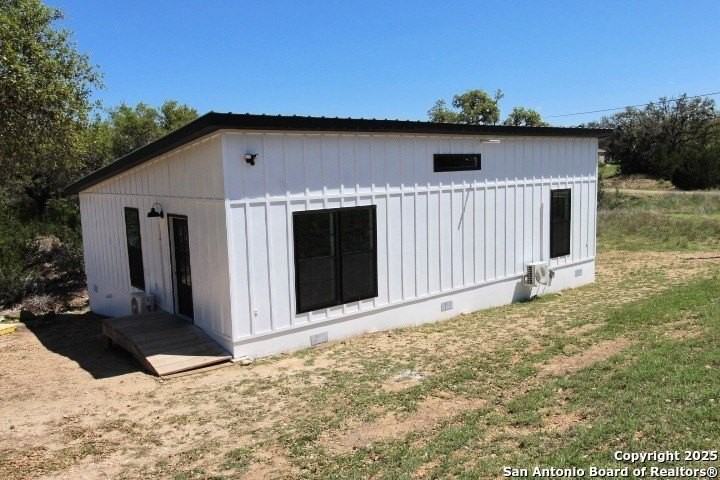 403 Private Road 1523 - Photo 2 of 39